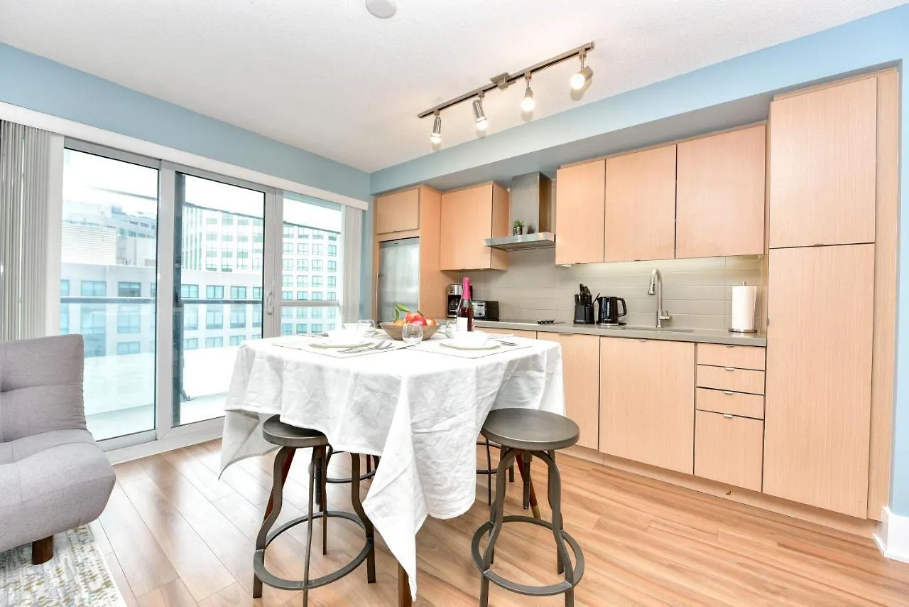 Rs Boutique Suites Toronto Apartment